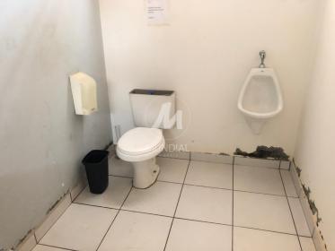 15 - Banheiro/lavabo