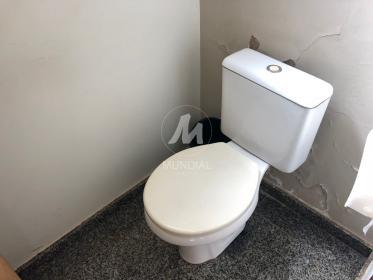 25 - Banheiro/lavabo