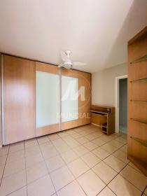 6 - Suite