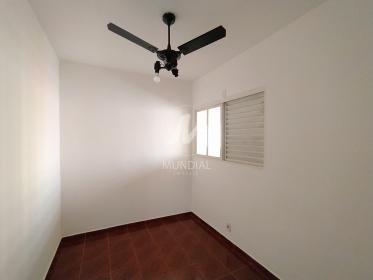 12 - Dormitorio