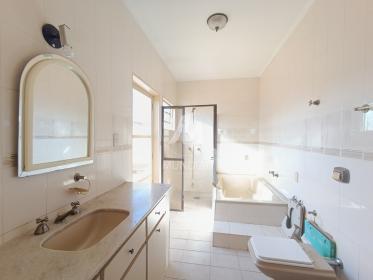 33 - Banheiro/lavabo