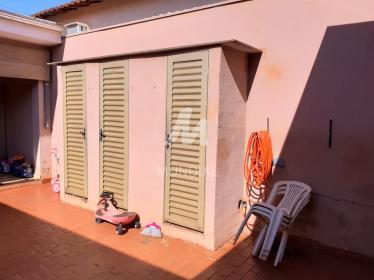 29 - Quintal/corredores