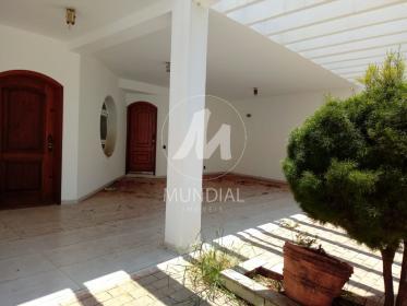 2 - Garagem/estacionamento
