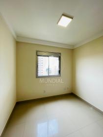 13 - Dormitorio