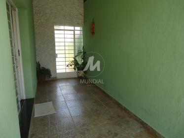 3 - Garagem/estacionamento