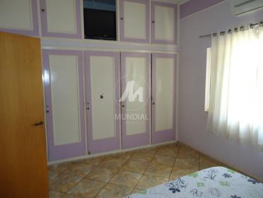 12 - Dormitorio