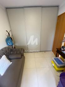 14 - Dormitorio