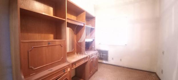 24 - Dormitorio