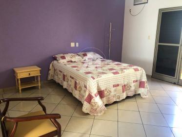 27 - Suite