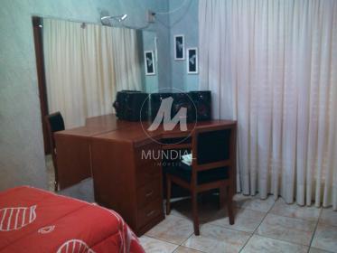 8 - Dormitorio