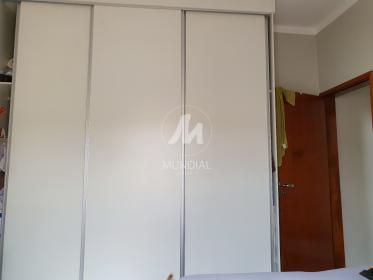 16 - Dormitorio