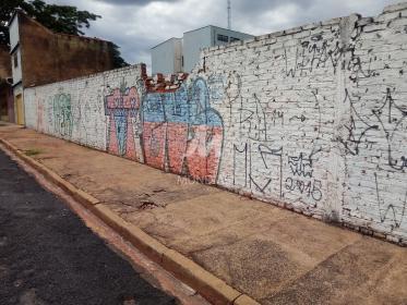 2 - Terreno/Lote