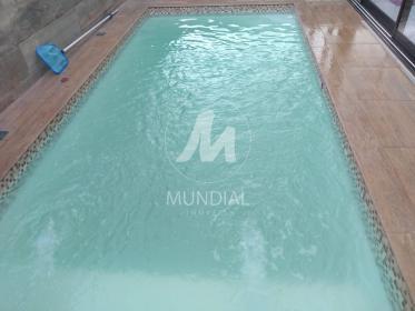 4 - Piscina