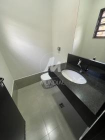 15 - Banheiro/lavabo