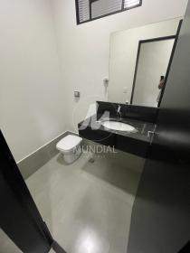22 - Banheiro/lavabo