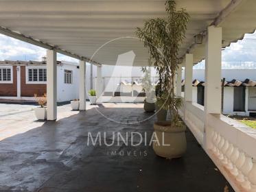 5 - Garagem/estacionamento