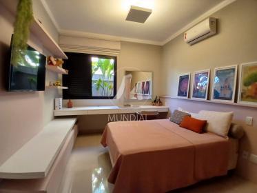 24 - Suite