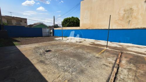 8 - Quintal/corredores