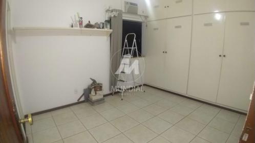 13 - Dormitorio