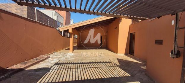 2 - Garagem/estacionamento