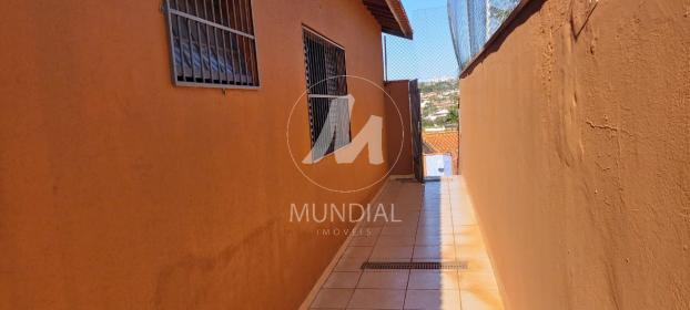 21 - Quintal/corredores