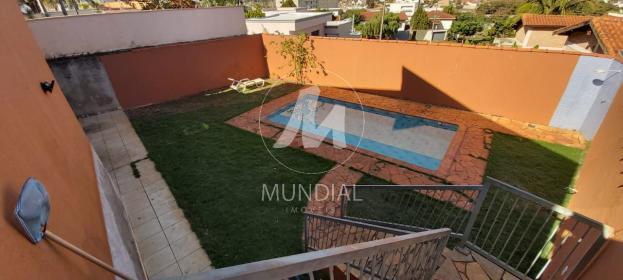 23 - Piscina