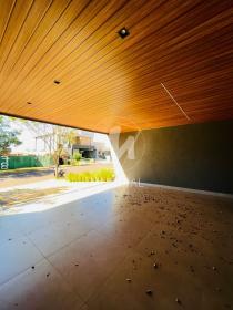 6 - Garagem/estacionamento