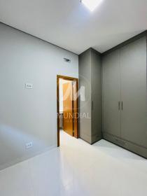 23 - Suite