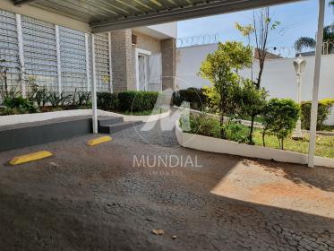 3 - Garagem/estacionamento