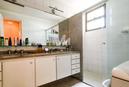 41 - Banheiro/lavabo