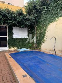 21 - Piscina