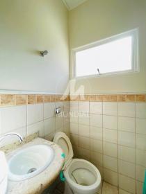 4 - Banheiro/lavabo
