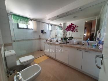 12 - Banheiro/lavabo
