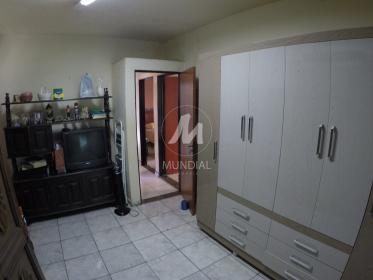 21 - Dormitorio