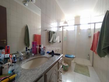 13 - Banheiro/lavabo