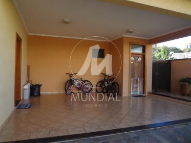 2 - Garagem/estacionamento