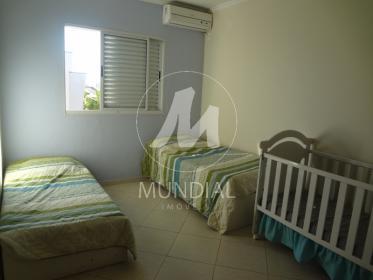 21 - Dormitorio