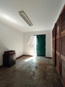 23 - Dormitorio