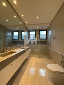 21 - Suite