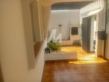 3 - Garagem/estacionamento