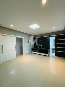 18 - Suite
