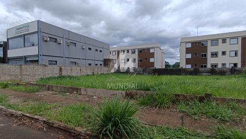 2 - Terreno/Lote