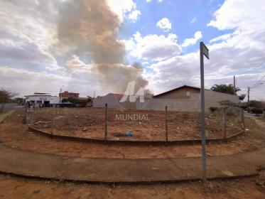 1 - Terreno/Lote