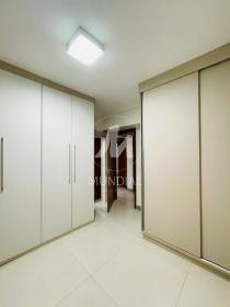 11 - Dormitorio