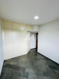 8 - Dormitorio