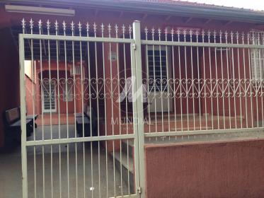 2 - Garagem/estacionamento