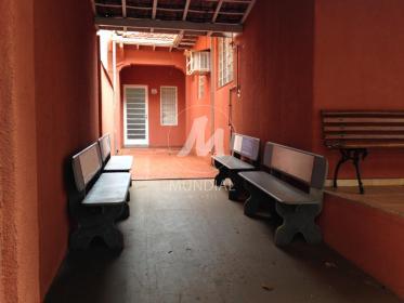 3 - Garagem/estacionamento