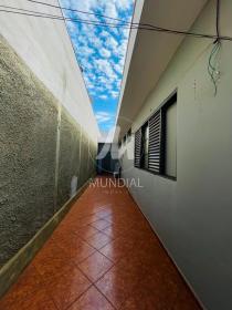 16 - Quintal/corredores