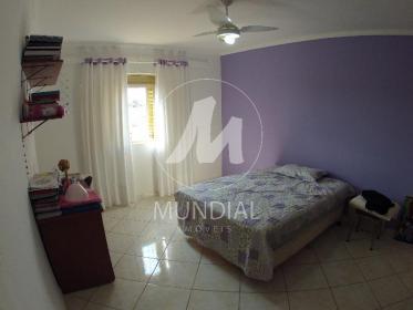 13 - Dormitorio