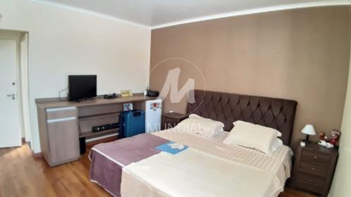 11 - Dormitorio